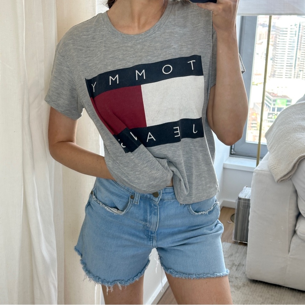 Tommy Hilfiger Women's Gray and Red Logo Tee